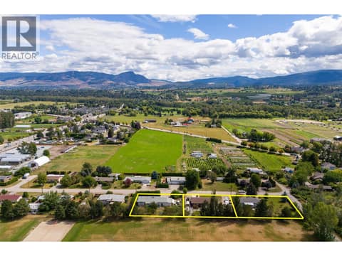 Photo 6 of 3240 St. Amand Road, Springfield/Spall, Kelowna