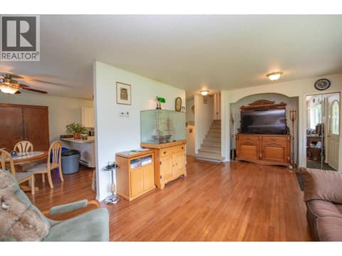 Photo 24 of 40 Rosoman Road, Enderby / Grindrod