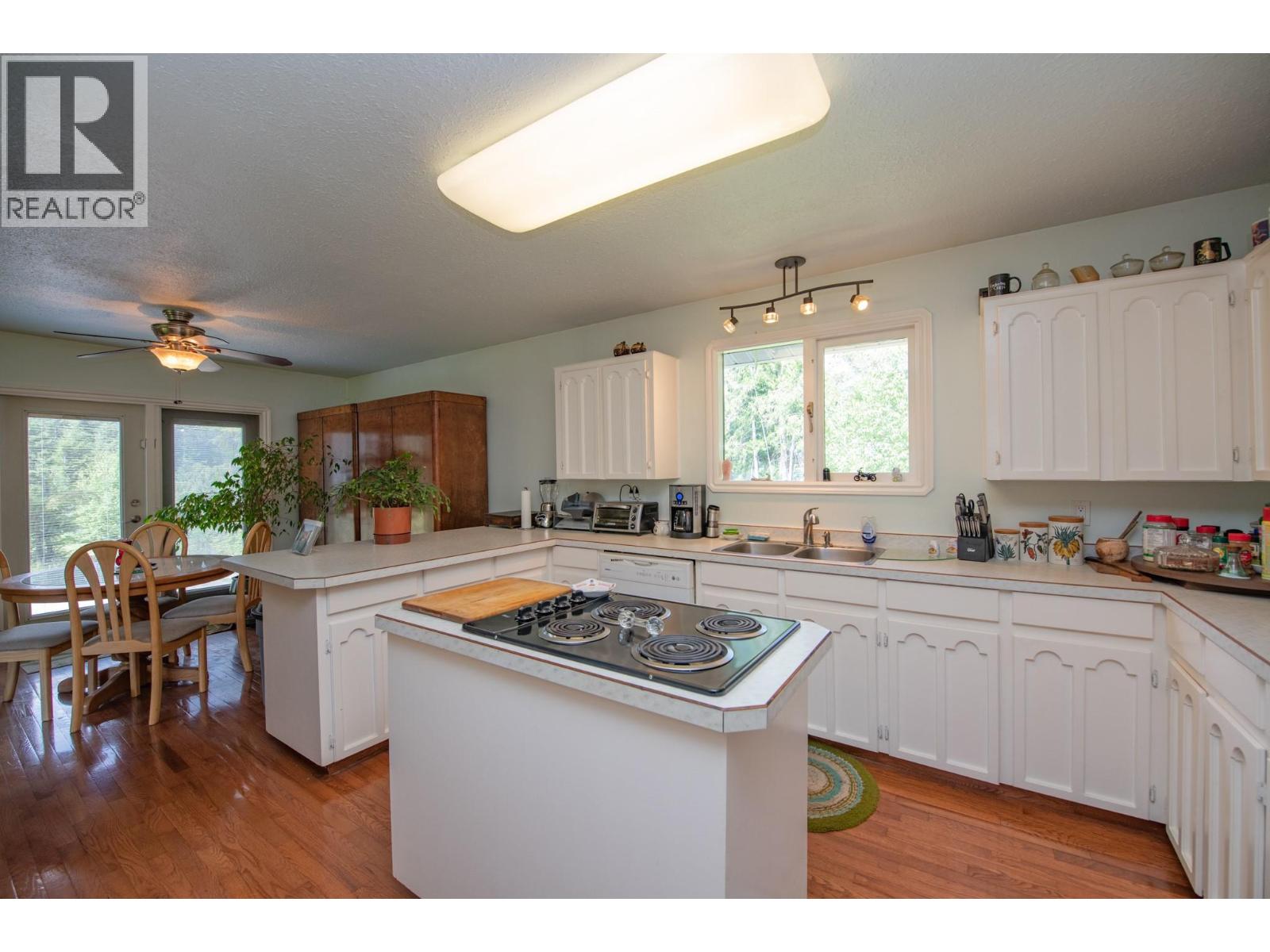 Photo 30 of 40 Rosoman Road, Enderby / Grindrod