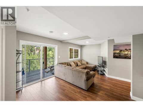 Family room. at 125 Cabernet Drive Unit# 26, Eastside/Lkshr Hi/Skaha Est, Okanagan Falls