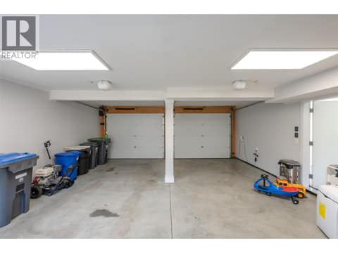 Garage. at 125 Cabernet Drive Unit# 26, Eastside/Lkshr Hi/Skaha Est, Okanagan Falls