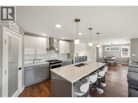 Kitchen. at 125 Cabernet Drive Unit# 26, Eastside/Lkshr Hi/Skaha Est, Okanagan Falls