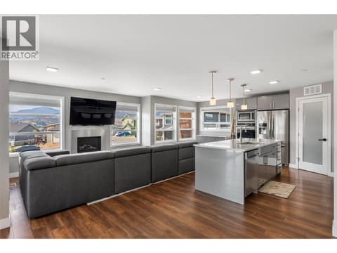 Kitchen/Living Room. at 125 Cabernet Drive Unit# 26, Eastside/Lkshr Hi/Skaha Est, Okanagan Falls
