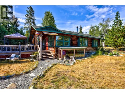 Photo 3 of 3792 Rainbow Drive, Knutsford-Lac Le Jeune, Kamloops