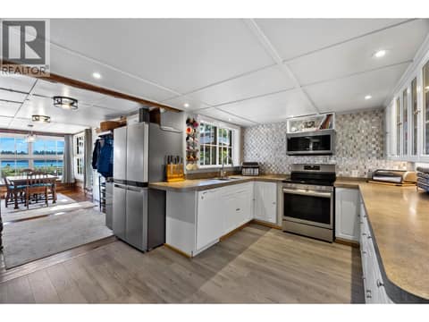 Photo 6 of 3792 Rainbow Drive, Knutsford-Lac Le Jeune, Kamloops
