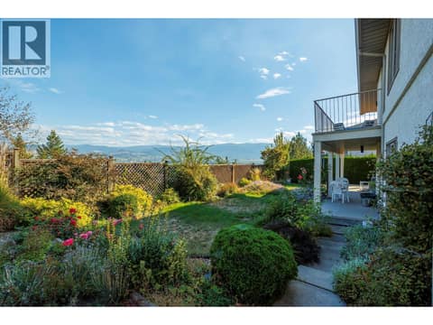 Photo 34 of 933 Purcell Drive, Dilworth Mountain, Kelowna