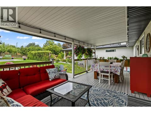 Photo 23 of 910 Westbrook Drive, Lakeview Heights, West Kelowna