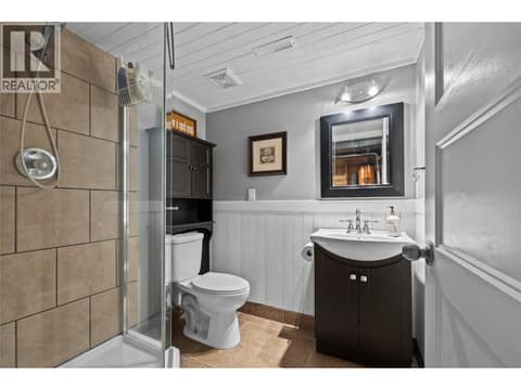 Photo 36 of 910 Westbrook Drive, Lakeview Heights, West Kelowna