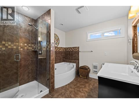 Photo 55 of 910 Westbrook Drive, Lakeview Heights, West Kelowna