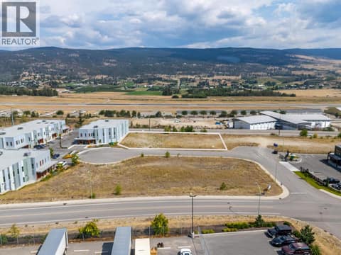 Photo 1 of 2165 Optic Court, University District, Kelowna