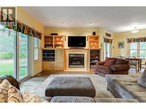 Photo 11 of 3605 Luxmoore Road, South East Kelowna