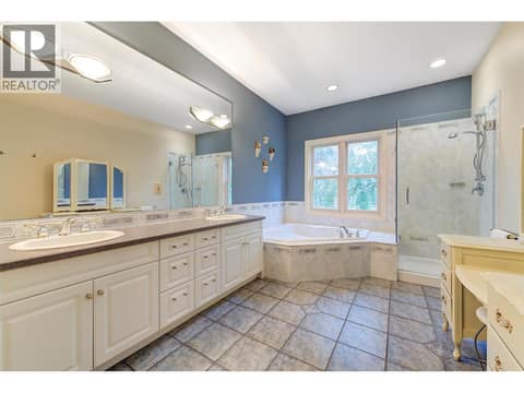 Photo 20 of 3605 Luxmoore Road, South East Kelowna