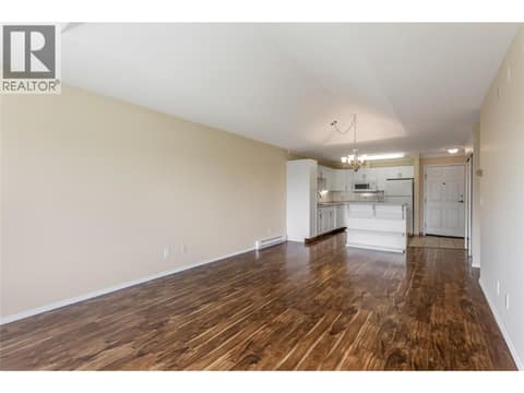Laminate flooring at 250 Dougall Road N Unit# 405, Rutland North, Kelowna