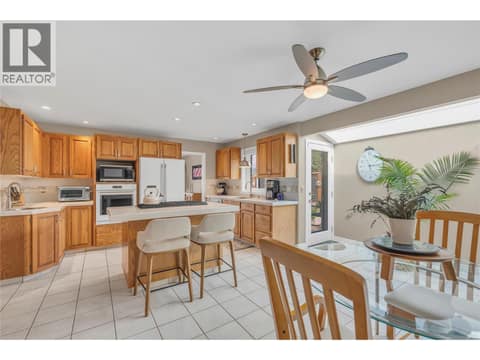 Photo 12 of 162 Westview Place, Wiltse/Valleyview, Penticton