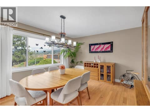 Photo 8 of 162 Westview Place, Wiltse/Valleyview, Penticton