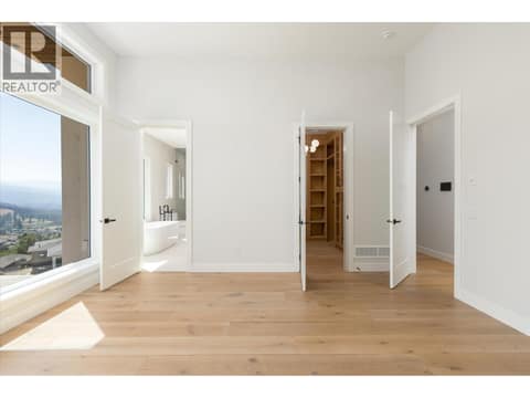Photo 24 of 1082 Carnoustie Drive, Black Mountain, Kelowna