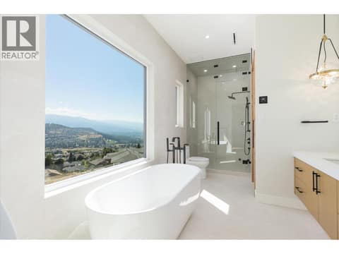 Photo 27 of 1082 Carnoustie Drive, Black Mountain, Kelowna