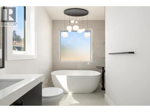 Photo 34 of 1082 Carnoustie Drive, Black Mountain, Kelowna