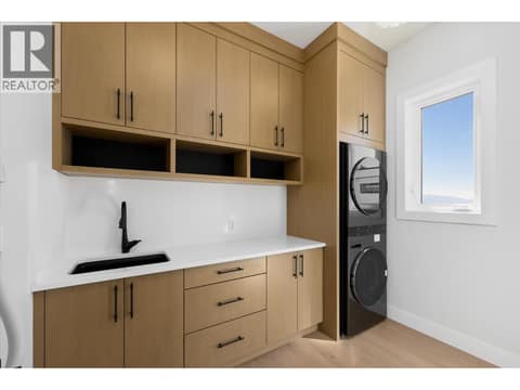 Photo 37 of 1082 Carnoustie Drive, Black Mountain, Kelowna