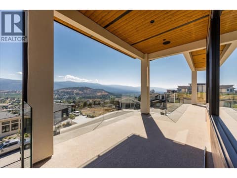 Photo 8 of 1082 Carnoustie Drive, Black Mountain, Kelowna