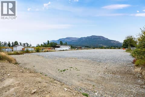 Photo 10 of 2206 McGowan Street, Enderby / Grindrod