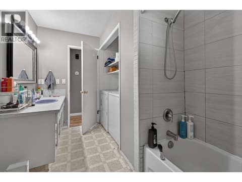 Photo 18 of 290 Pearson Road, Rutland North, Kelowna