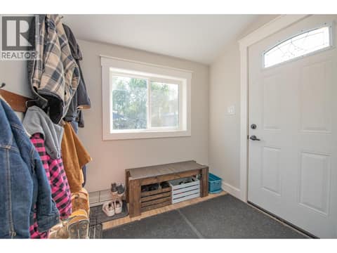 Photo 10 of 106 West Enderby Road, Enderby / Grindrod