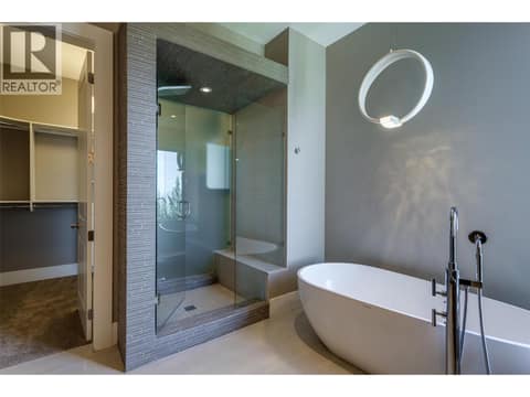 Photo 27 of 1002 Hewetson Avenue, Upper Mission, Kelowna