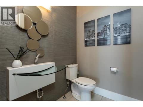 Photo 29 of 1002 Hewetson Avenue, Upper Mission, Kelowna