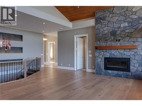 Photo 31 of 1002 Hewetson Avenue, Upper Mission, Kelowna