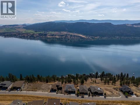 Photo 3 of 8876 Crofton Road, Adventure Bay, Vernon