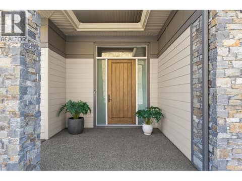 Photo 5 of 8876 Crofton Road, Adventure Bay, Vernon