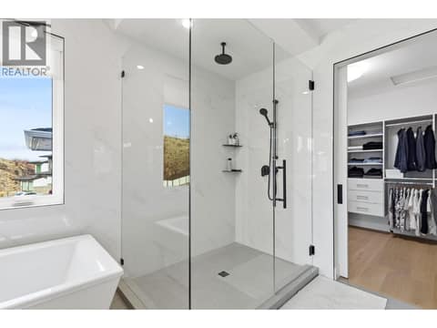 Primary bathroom at 451 Vision Court, Kettle Valley, Kelowna