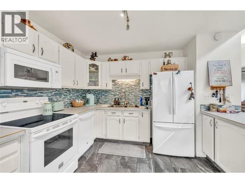 Photo 6 of 11222 Quinpool Road Unit# 1, Main Town, Summerland