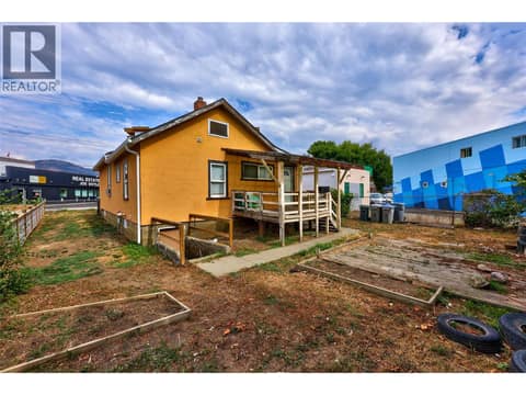 Photo 24 of 403 Mackenzie Avenue, North Kamloops