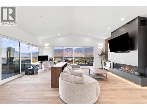 Photo 11 of 145 RUE CHEVAL NOIR Street, Tobiano, Kamloops