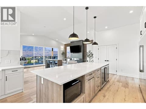 Photo 19 of 145 RUE CHEVAL NOIR Street, Tobiano, Kamloops