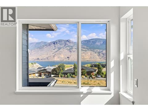 Photo 35 of 145 RUE CHEVAL NOIR Street, Tobiano, Kamloops