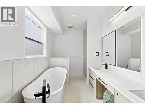 Photo 37 of 145 RUE CHEVAL NOIR Street, Tobiano, Kamloops