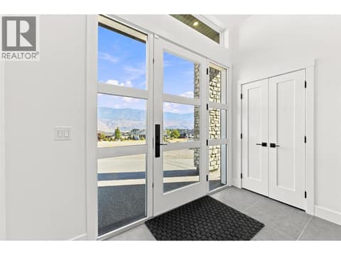 Photo 7 of 145 RUE CHEVAL NOIR Street, Tobiano, Kamloops