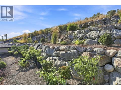 Photo 76 of 145 RUE CHEVAL NOIR Street, Tobiano, Kamloops