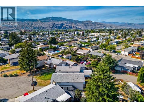 Photo 47 of 1037 Dundas Street, North Kamloops
