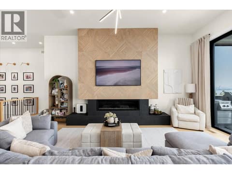 Photo 7 of 2585 Casa Palmero Drive, Lakeview Heights, West Kelowna