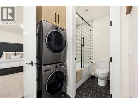 Secondary Laundry at 2585 Casa Palmero Drive, Lakeview Heights, West Kelowna