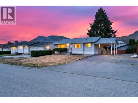 Photo 1 of 2640 Argyle Avenue, Brocklehurst, Kamloops