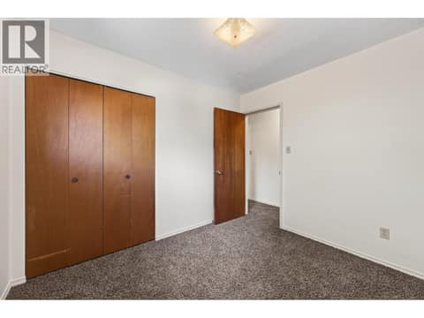 Photo 16 of 2640 Argyle Avenue, Brocklehurst, Kamloops