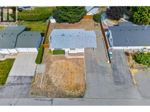 Photo 34 of 2640 Argyle Avenue, Brocklehurst, Kamloops