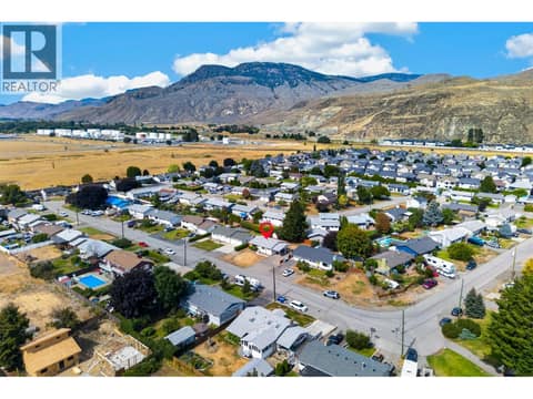 Photo 46 of 2640 Argyle Avenue, Brocklehurst, Kamloops