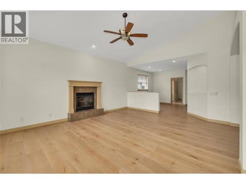 Photo 4 of 5438 Farron Street, Kettle Valley, Kelowna