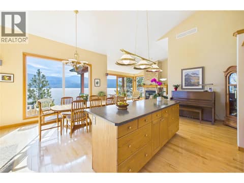 Photo 12 of 17538 Coral Beach Road, Lake Country North West